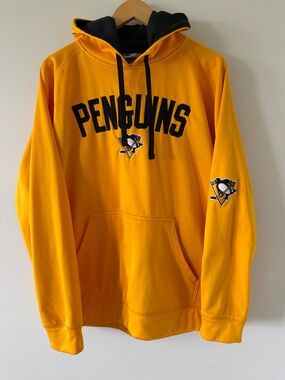 🐧Pittsburgh Penguins Hoodie Fleece Lined 
Men's size Large NHL